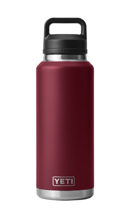 YETI Rambler 46 Oz Water Bottle with Chug Cap in Charcoal